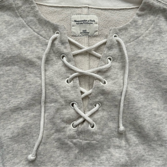 A&F Light Gray Soft Lace Up Front Cropped Long Sleeve Pullover Crew Sweatshirt - Picture 3 of 7